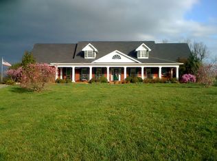 1021 Locklin Ln, Danville, KY 40422