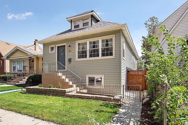 1st image of 3637 N Nordica Ave