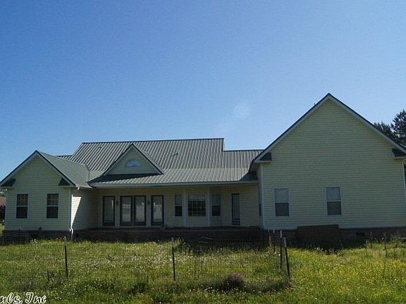 5th image of 115 Canterbury Ln