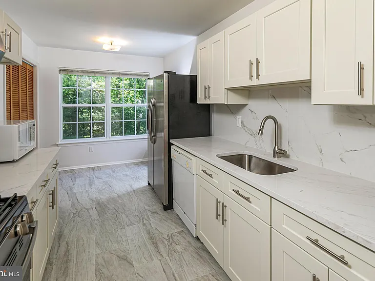 50 Grant Way — Photo 12