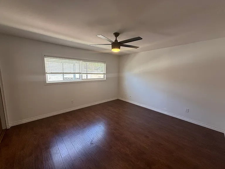 21111 Winterset Dr — Photo 15