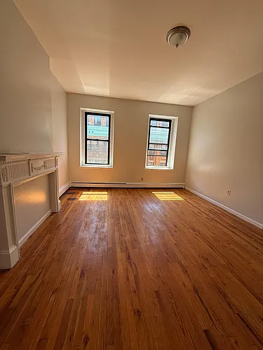 20 N Broadway #3D Photo 1