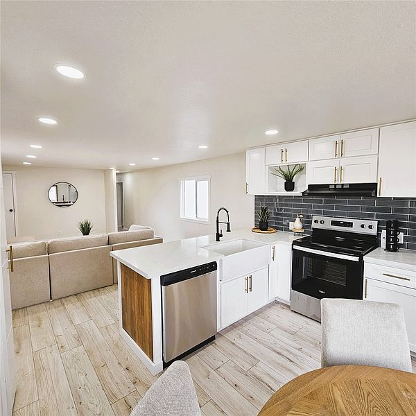 5th image of 24125 88th Avenue E