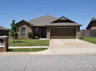 205 E Dillion Dr, Kiefer, OK 74041