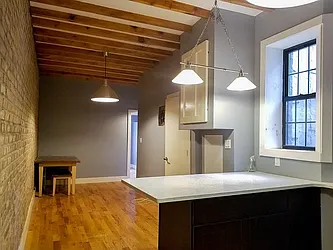 15 Van Buren Street, #1F