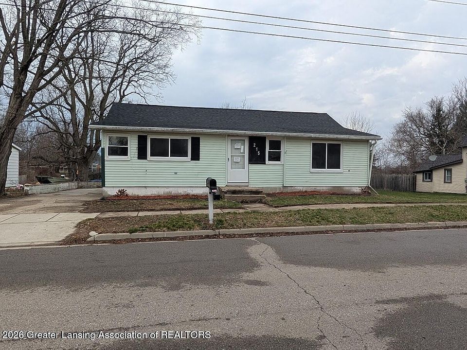 1st image of 215 E 2nd North St