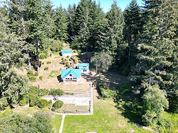 2nd image of 83187 Clear Lake Rd