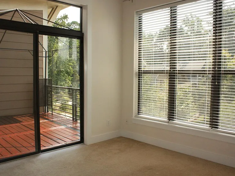 3447 Spencer St — Photo 9