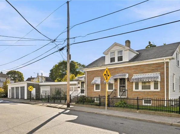 96 High St, Cumberland, RI 02864
