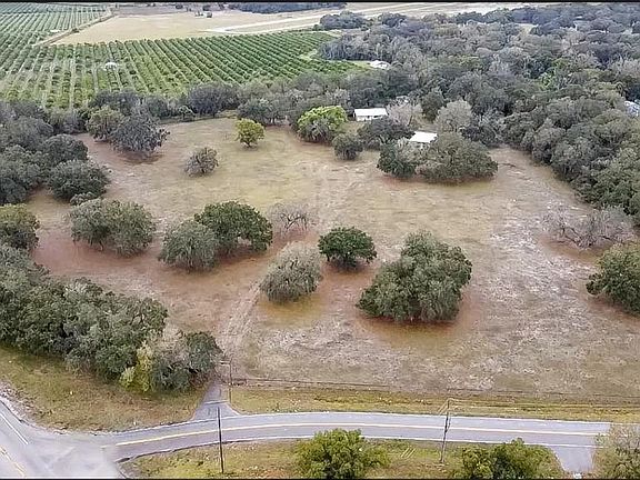 2nd image of 2483 SE Carlstrom Field Rd