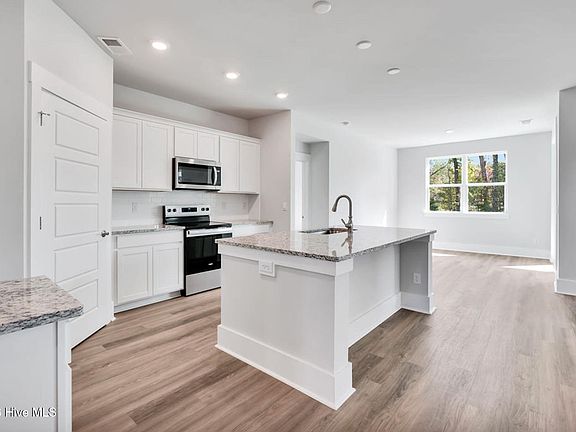 4th image of 2087 Cypress Hill Drive SE Lot 18