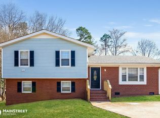 7031 Pawtuckett Rd, Charlotte, NC 28214