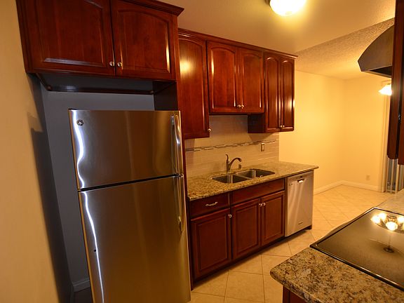 2nd image of 259 N Capitol Ave Unit 121