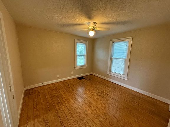 5th image of 721 S 9th St