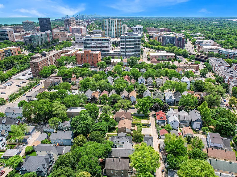2018 Pratt Ct — Photo 4