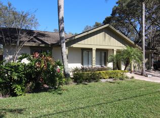 1947 E Lake Dr, Casselberry, FL 32707