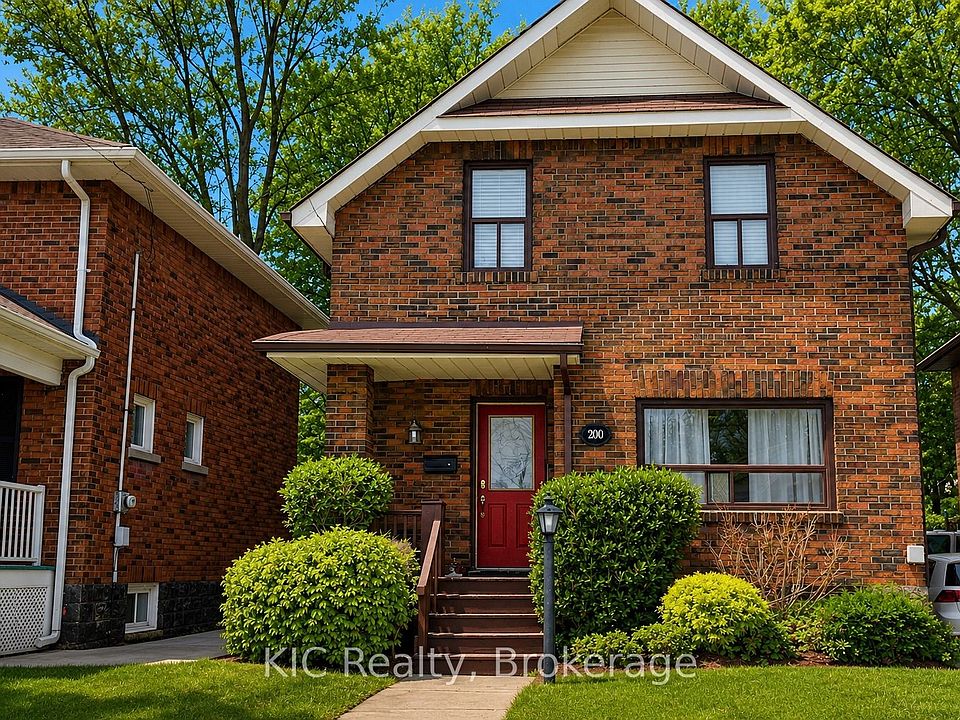 1st image of 200 Oshawa Blvd N