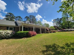 140 Rutledge Rd, Greenwood, SC 29649