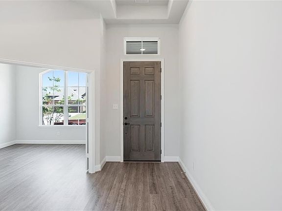 3rd image of 1321 Carlet Dr