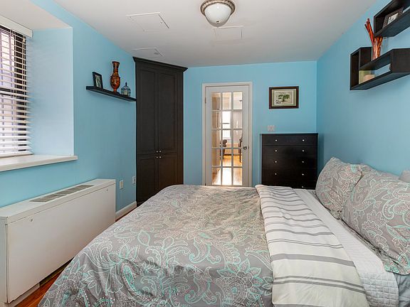 5th image of 317 W 95th St APT Gg