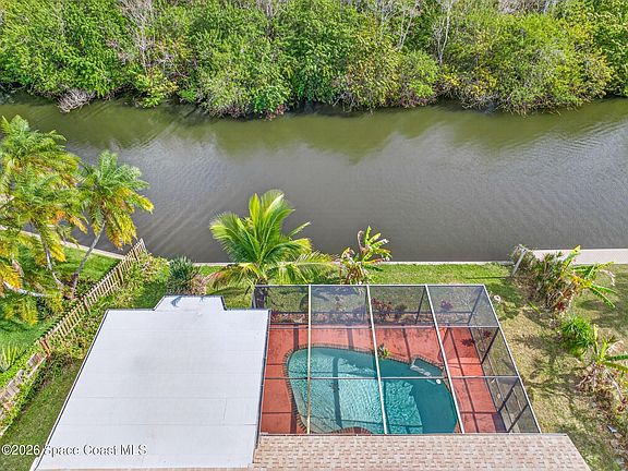 3rd image of 1081 Sunswept Rd NE