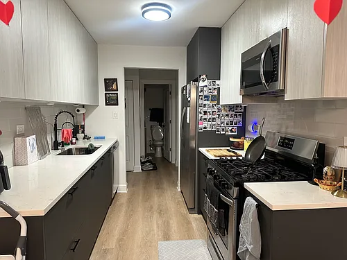 8936 N Parkside Ave #206 Photo 1