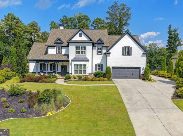 8775 Port View Dr, Gainesville, GA 30506