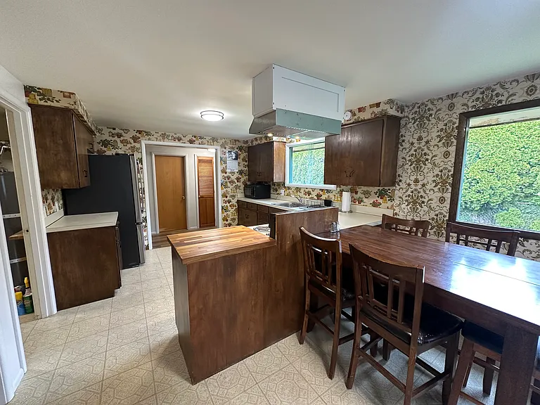 8683 Benson Rd — Photo 4