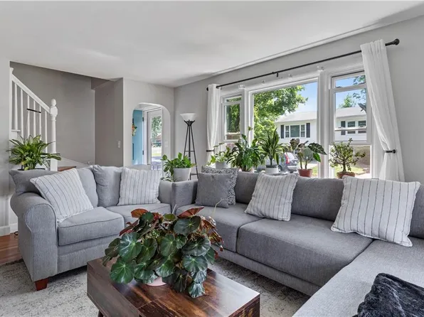 1 Cherry St, North Providence, RI 02911