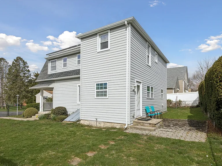 91 Central Ave #A — Photo 26