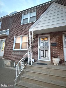 6304 Farnsworth St, Philadelphia, PA, 19149