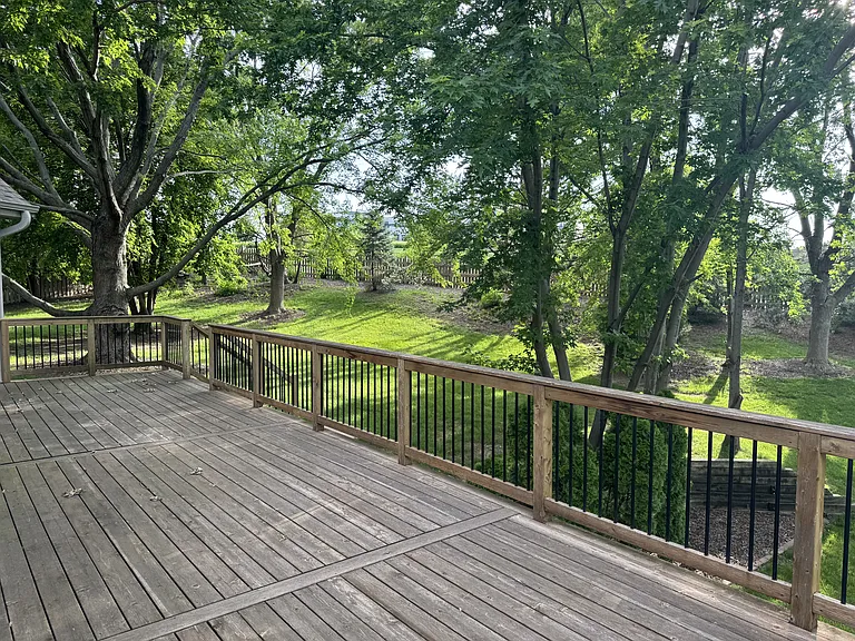 16728 Leavenworth Cir — Photo 14