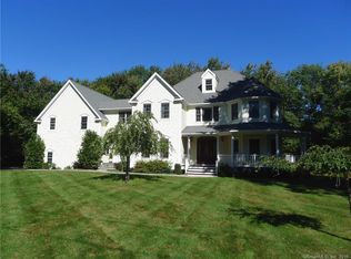 19 Jennie Ln, Westport, CT 06880