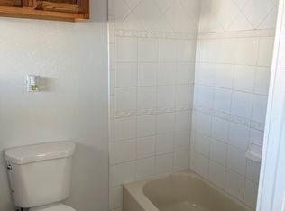 1438 E 14th St, Long Beach, CA 90813