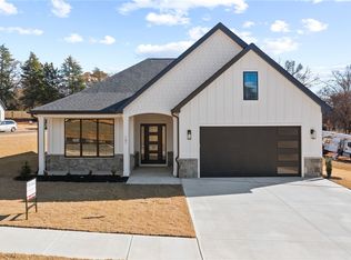 101 Selby Dr, Clemson, SC 29631