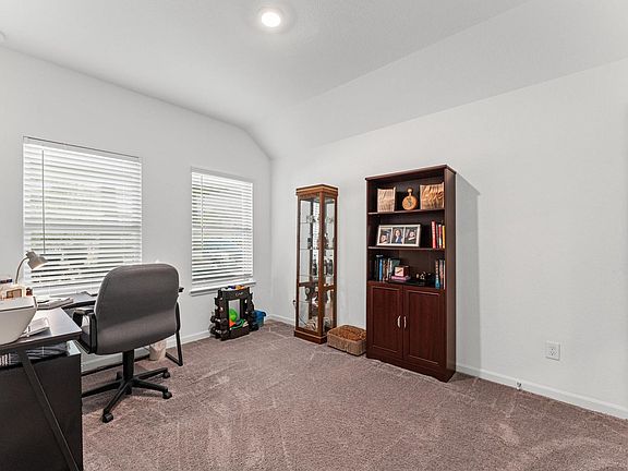 5th image of 3007 Azalea Point