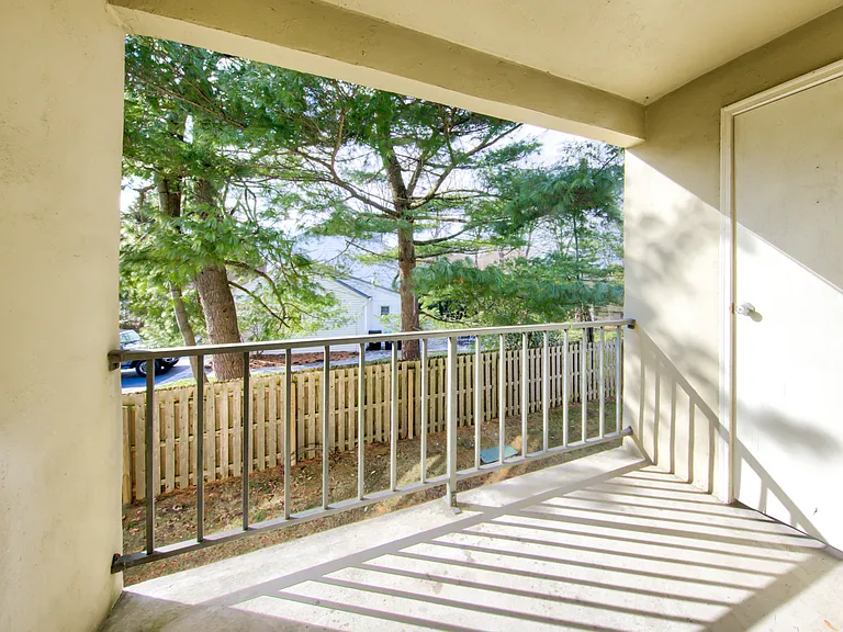 411 W Conestoga Rd #27 — Photo 3
