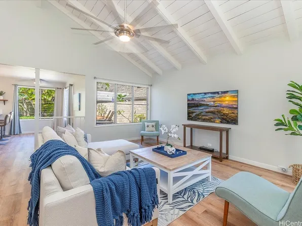 7540 Puumahoe Pl, Honolulu, HI 96825