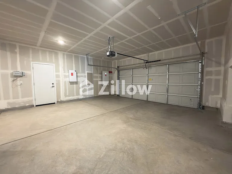 2848 Dapper St — Photo 31