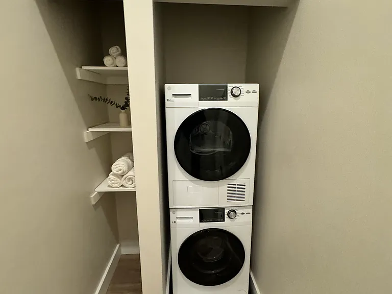 632 Harvard St #1 — Photo 11