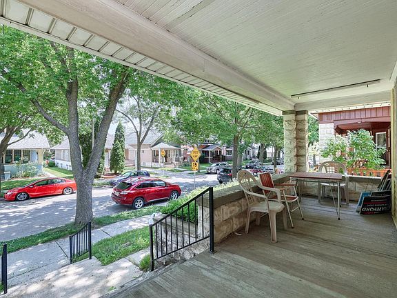 2nd image of 1251 S 30th STREET