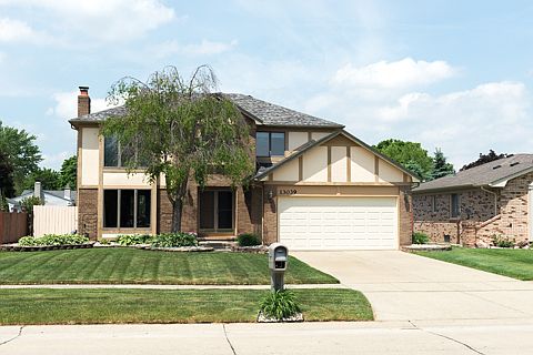 1st image of 13039 Mair Dr
