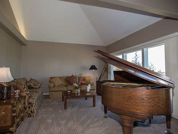 5th image of 5016 S Saint Andrews Ln