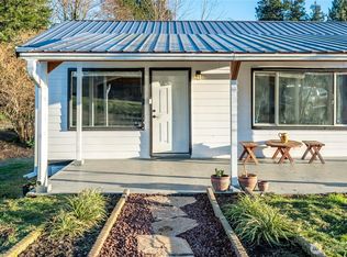 1502 Columbia Street, Cathlamet, WA 98612