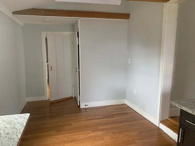 211 Milford Rd — Photo 23