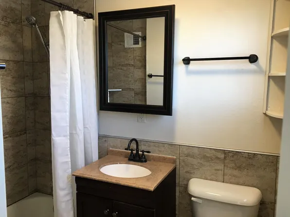 303 Saint Cloud St APT 2, Rapid City, SD 57701