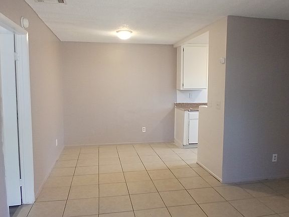 5th image of 25870 Stanford St #4B