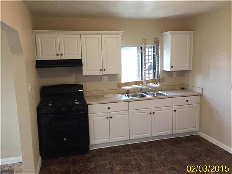 2nd image of 12814 S Butler Ave