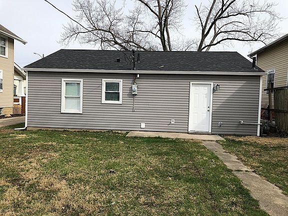 3rd image of 1203 21st Ave