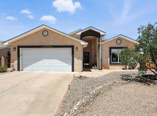1902 Valley View Dr SW, Los Lunas, NM 87031